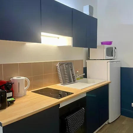 A Gambetta Apartment